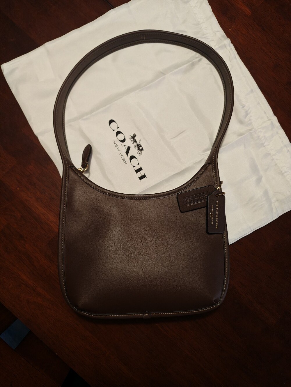 NWOT Coach The Curve Zip Bag Limited Re-edition 1997